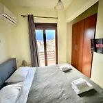 George Airport Apartments