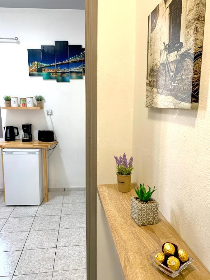 Apartment George Airport *