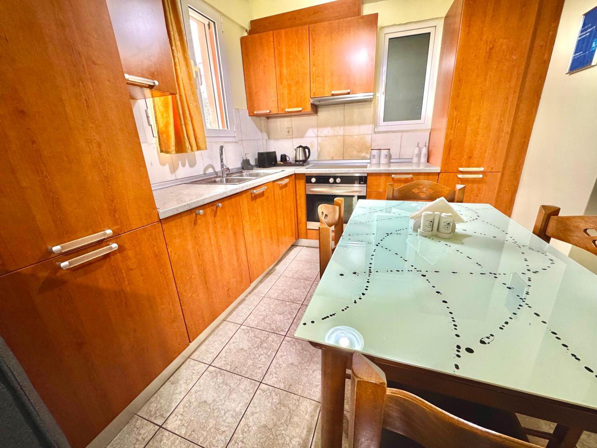 George Airport Apartment *